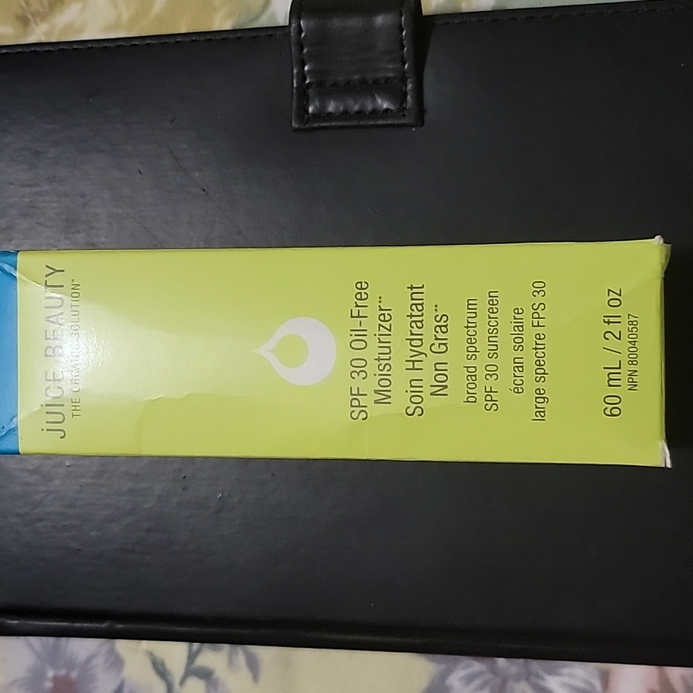 Juice Beauty Organic SPF30 oil-FREE Moisturizer
